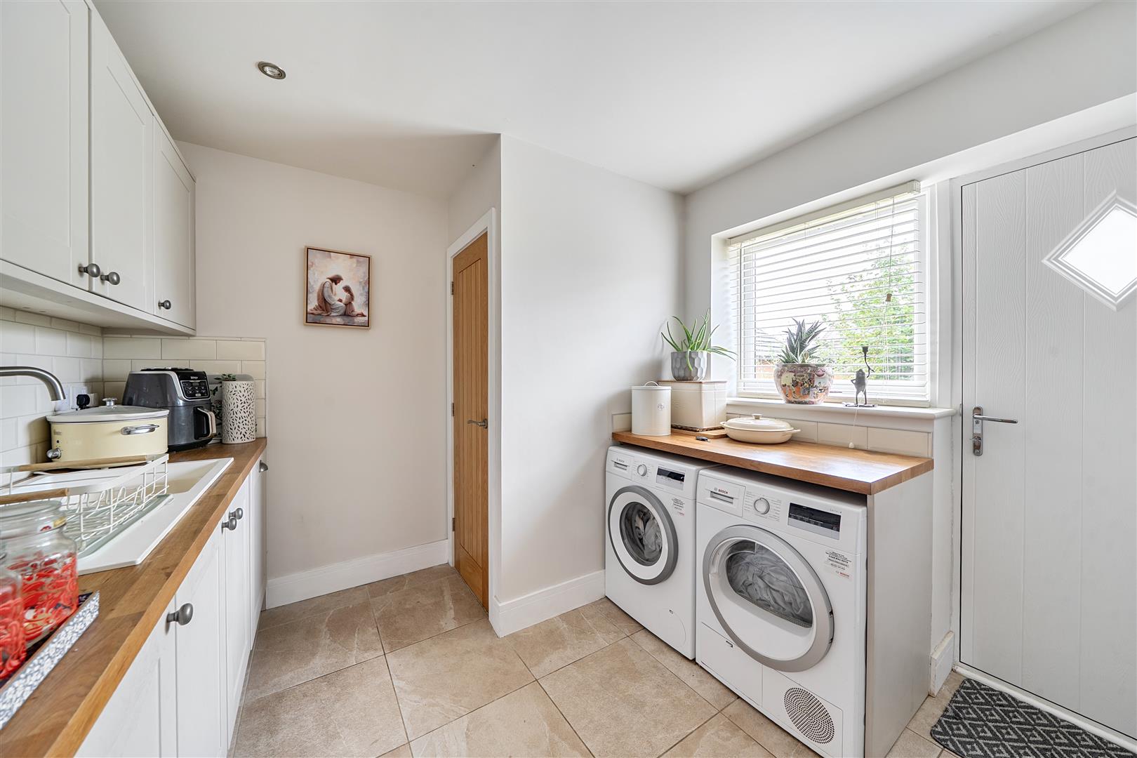 Bryn Road, Loughor, Swansea, SA4 6PG